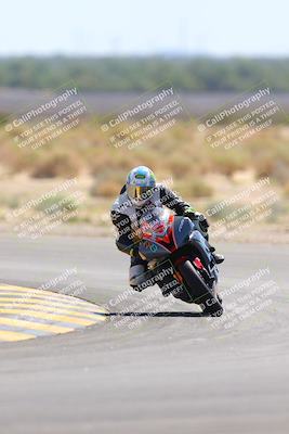 media/Sep-25-2023-Moto Forza (Mon) [[81ffa65e0a]]/B-C Group/Session 3 (Turn 16)/